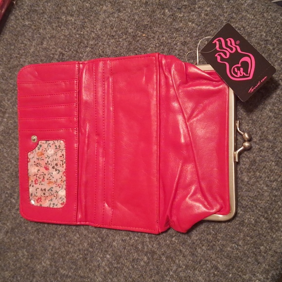 Tri fold Torrid wallet - Picture 4 of 10